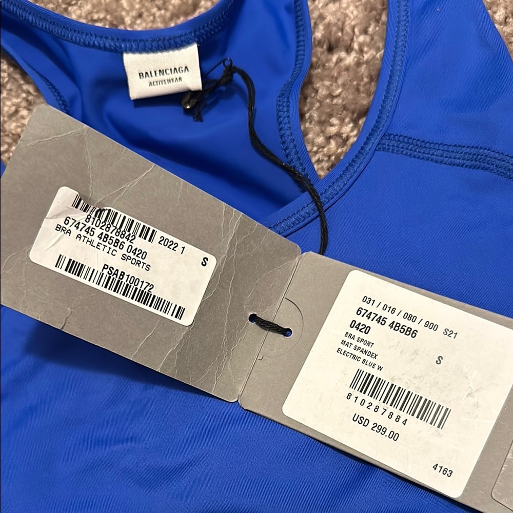 Balenciaga Leggings and Sports Bra Set - Picture 7 of 8
